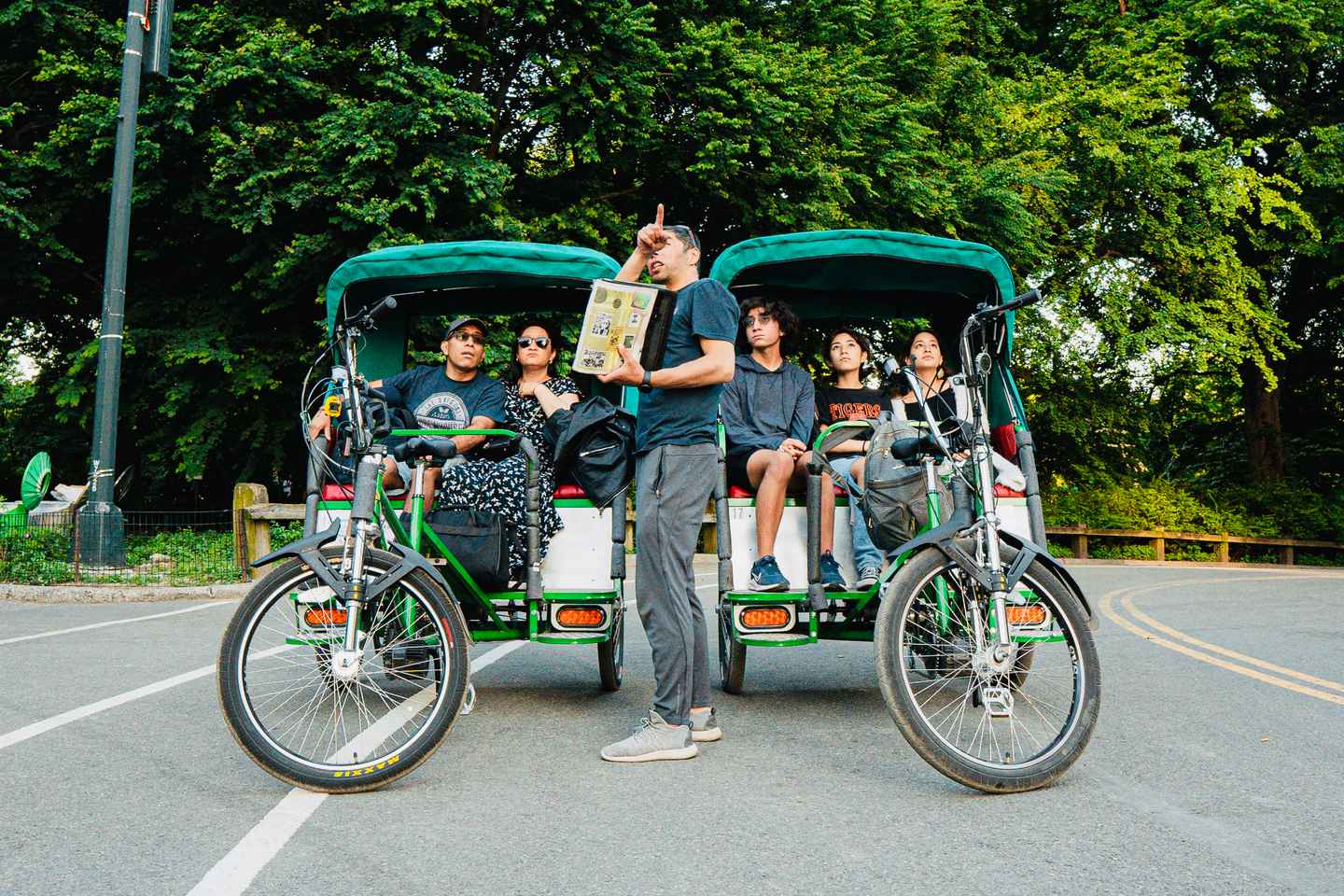 NYC: Central Park Celebrity Homes & Film Spots Pedicab Tour thumbnail